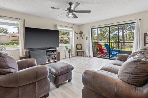 Condominio en venta en Saint Petersburg, Florida, 2 dormitorios, 126.35 m2 № 1757591 - foto 4