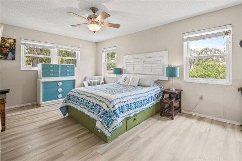 Condominio en venta en Saint Petersburg, Florida, 2 dormitorios, 126.35 m2 № 1757591 - foto 5