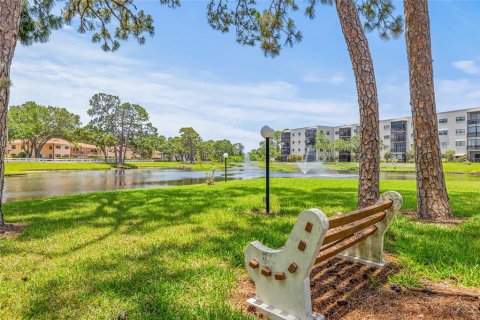 Condominio en venta en Saint Petersburg, Florida, 2 dormitorios, 126.35 m2 № 1757591 - foto 30