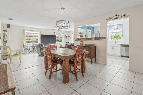 Condominio en venta en Saint Petersburg, Florida, 2 dormitorios, 126.35 m2 № 1757591 - foto 18
