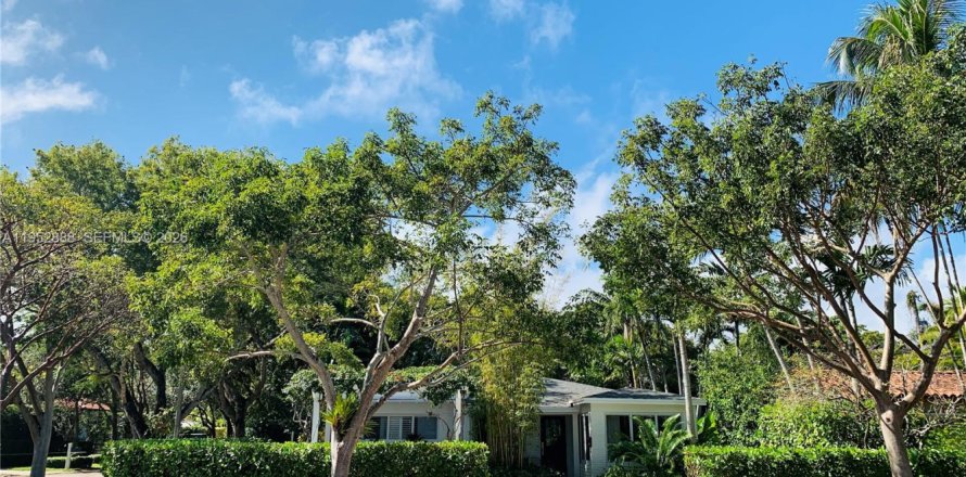 Villa ou maison à Miami, Floride 3 chambres, 138.15 m2 № 2008617