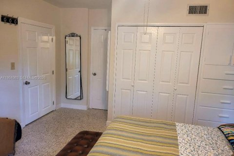 Immobilier commercial à vendre à North Miami, Floride: 153.57 m2 № 2010966 - photo 23