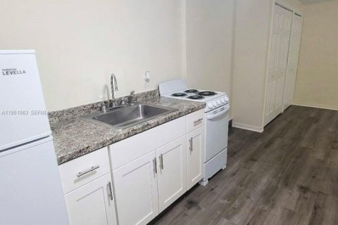 Immobilier commercial à vendre à North Miami, Floride: 153.57 m2 № 2010966 - photo 28