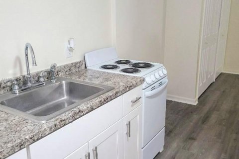 Immobilier commercial à vendre à North Miami, Floride: 153.57 m2 № 2010966 - photo 27