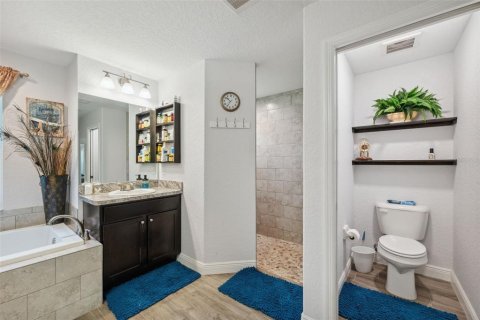 Casa en venta en Brooksville, Florida, 3 dormitorios, 183.2 m2 № 1640910 - foto 18