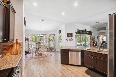 Casa en venta en Brooksville, Florida, 3 dormitorios, 183.2 m2 № 1640910 - foto 10