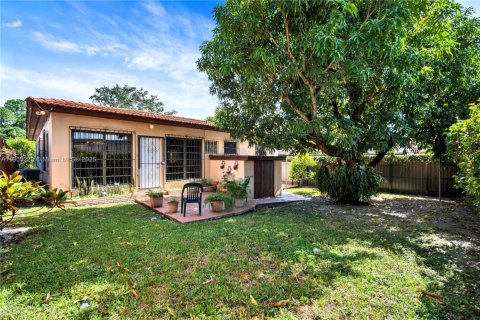 Купить виллу или дом в Майами, Флорида 3 спальни, 130.81м2, № 1955813 - фото 29