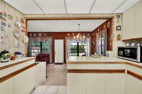 Купить виллу или дом в Майами, Флорида 3 спальни, 130.81м2, № 1955813 - фото 19