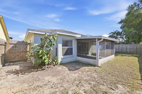 Villa ou maison à louer à Apollo Beach, Floride: 3 chambres, 141.86 m2 № 2380457 - photo 16