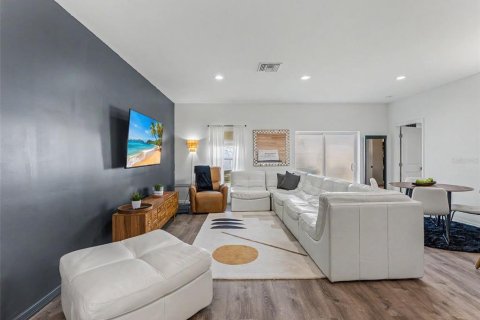 Villa ou maison à vendre à Spring Hill, Floride: 3 chambres, 148.64 m2 № 2093053 - photo 6