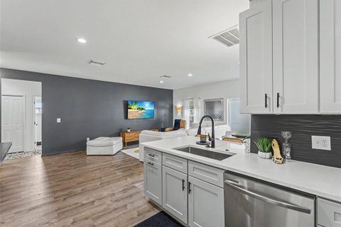 Villa ou maison à vendre à Spring Hill, Floride: 3 chambres, 148.64 m2 № 2093053 - photo 23