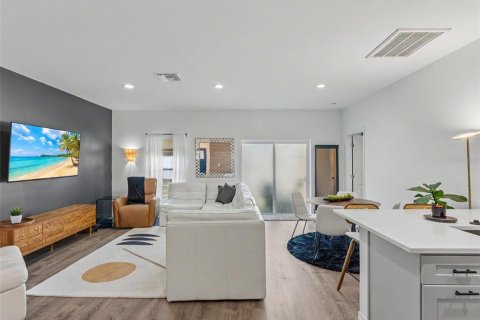 Villa ou maison à vendre à Spring Hill, Floride: 3 chambres, 148.64 m2 № 2093053 - photo 7