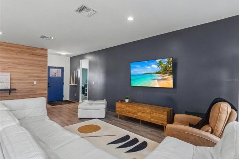 Villa ou maison à vendre à Spring Hill, Floride: 3 chambres, 148.64 m2 № 2093053 - photo 10