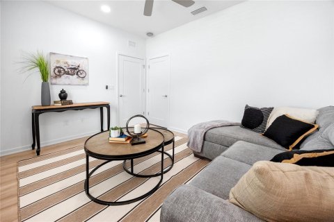 Adosado en venta en Tampa, Florida, 3 dormitorios, 121.42 m2 № 1882901 - foto 24