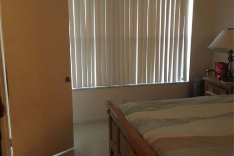 Copropriété à louer à Oakland Park, Floride: 2 chambres, 84.54 m2 № 2432278 - photo 9