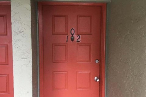 Copropriété à louer à Oakland Park, Floride: 2 chambres, 84.54 m2 № 2432278 - photo 5
