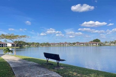 Copropriété à louer à Oakland Park, Floride: 2 chambres, 84.54 m2 № 2432278 - photo 15