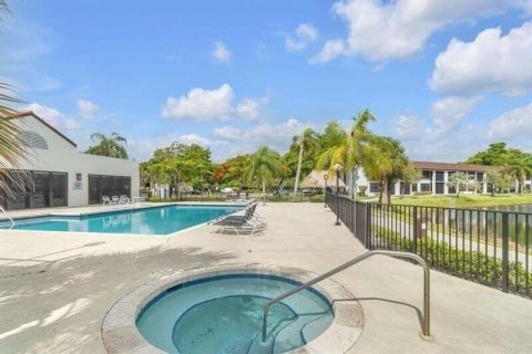 Copropriété à louer à Oakland Park, Floride: 2 chambres, 84.54 m2 № 2432278 - photo 3