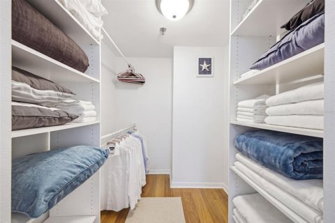 Купить кондоминиум в Сент-Питерсберг, Флорида 8 комнат, 106.84м2, № 2235572 - фото 16