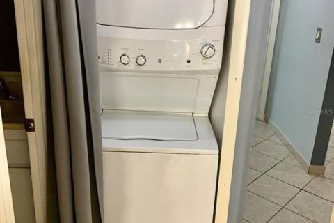 Снять в аренду кондоминиум в Порт-Шарлотт, Флорида 7 комнат, 96.99м2, № 1915051 - фото 23