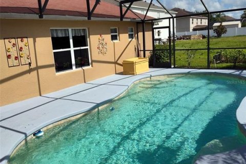 Casa en venta en Kissimmee, Florida, 4 dormitorios, 207.73 m2 № 1800304 - foto 28