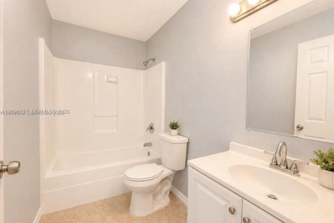 Villa ou maison à louer à Vero Beach, Floride: 2 chambres № 2386884 - photo 6