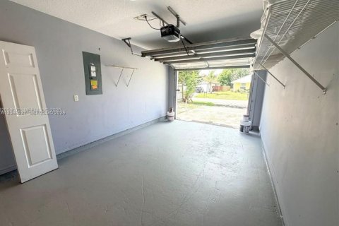 Villa ou maison à louer à Vero Beach, Floride: 2 chambres № 2386884 - photo 7