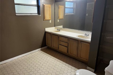 Villa ou maison à vendre à Clearwater, Floride: 3 chambres, 141.21 m2 № 2413718 - photo 12