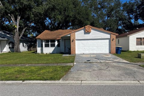 Villa ou maison à vendre à Clearwater, Floride: 3 chambres, 141.21 m2 № 2413718 - photo 2