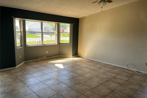 Villa ou maison à vendre à Clearwater, Floride: 3 chambres, 141.21 m2 № 2413718 - photo 4