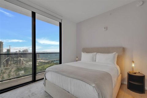 Condo in Miami, Florida, 3 bedrooms  № 1980079 - photo 7