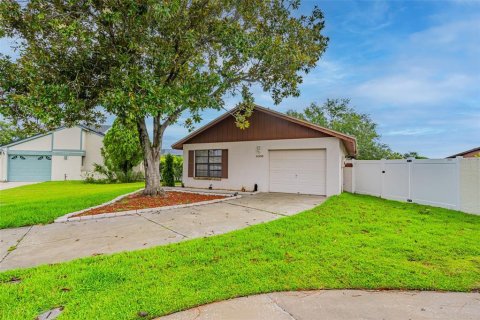 House in Orlando, Florida 3 bedrooms, 145.3 sq.m. № 1898573 - photo 2