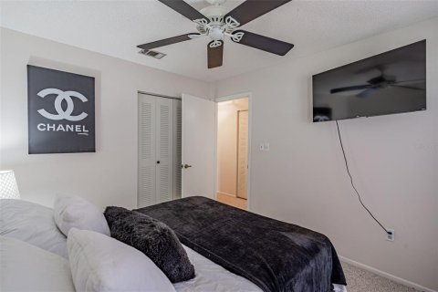 House in Orlando, Florida 3 bedrooms, 145.3 sq.m. № 1898573 - photo 25