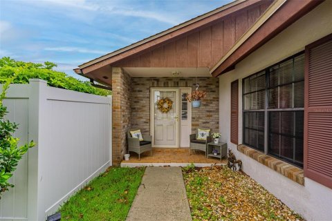 House in Orlando, Florida 3 bedrooms, 145.3 sq.m. № 1898573 - photo 4