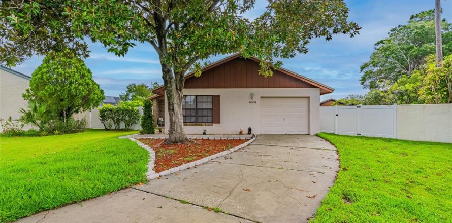 Casa en Orlando, Florida 3 dormitorios, 145.3 m2 № 1898573
