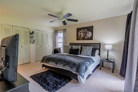 House in Orlando, Florida 3 bedrooms, 145.3 sq.m. № 1898573 - photo 8