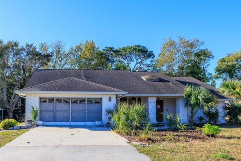 Casa en venta en Spring Hill, Florida, 3 dormitorios, 171.13 m2 № 1806783 - foto 3