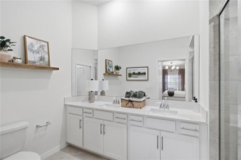 Condo in Lakewood Ranch, Florida, 2 bedrooms  № 2421896 - photo 19