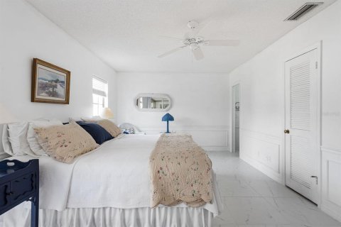 House in Englewood, Florida 2 bedrooms, 175.59 sq.m. № 1677675 - photo 17