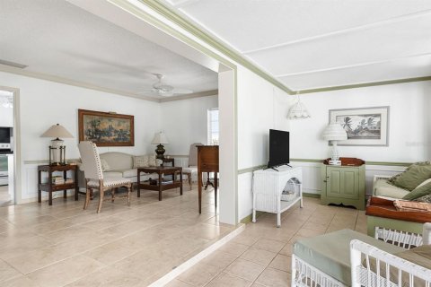 House in Englewood, Florida 2 bedrooms, 175.59 sq.m. № 1677675 - photo 15