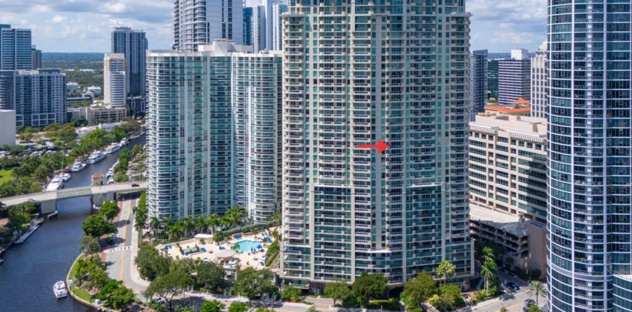 Condo in Fort Lauderdale, Florida, 2 bedrooms № 2407927