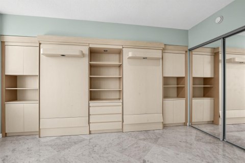 Condo in Fort Lauderdale, Florida, 2 bedrooms № 2407927 - photo 29
