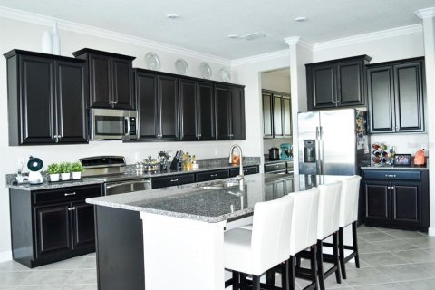 House in Riverview, Florida 5 bedrooms, 360.93 sq.m. № 1810593 - photo 4