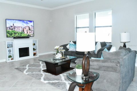 House in Riverview, Florida 5 bedrooms, 360.93 sq.m. № 1810593 - photo 7