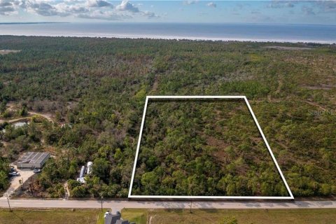 Terrain à Cape Coral, Floride № 2114311