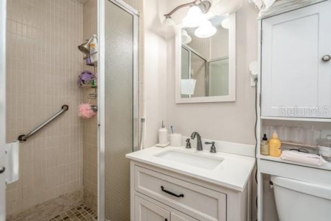 Villa ou maison à vendre à Tampa, Floride: 4 chambres, 205.31 m2 № 2356074 - photo 13