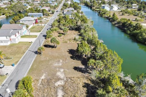Terreno en venta en Hernando Beach, Florida № 2099334 - foto 23
