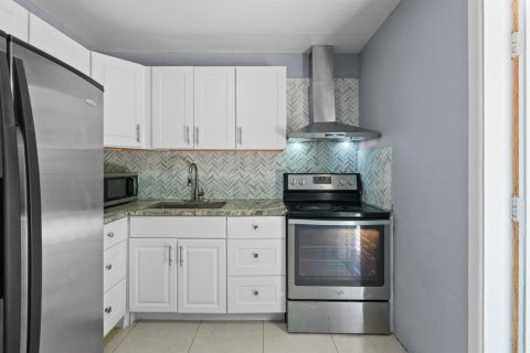 Appartement à louer à Boynton Beach, Floride: 2 chambres, 67.35 m2 № 2186775 - photo 11