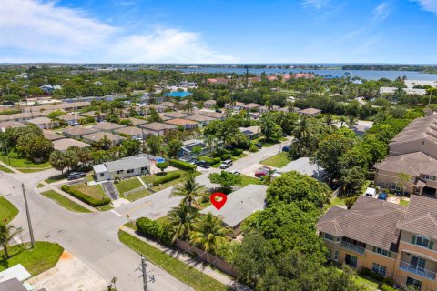 Appartement à louer à Boynton Beach, Floride: 2 chambres, 67.35 m2 № 2186775 - photo 6