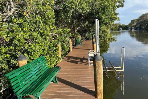 Condominio en alquiler en Sarasota, Florida, 2 dormitorios, 113.71 m2 № 1877149 - foto 15